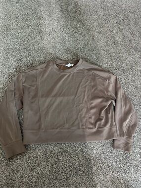Athleta Cropped Neutral Crewneck Sweatshirt